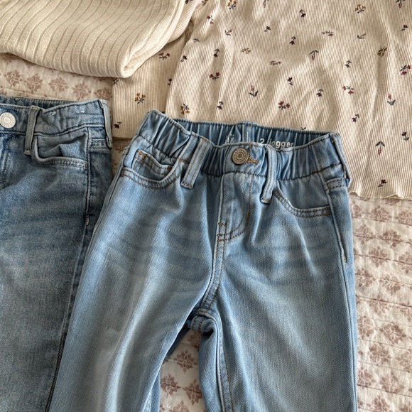 Toddler Jean bundle - Picture 5 of 6